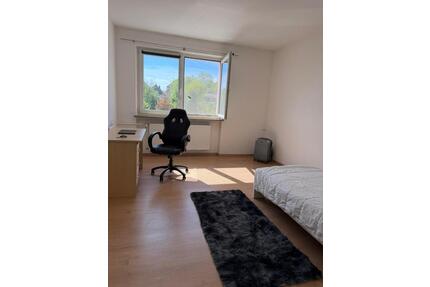 4 zimmer wohnung in Cham - 640,00&nbsp;EUR Kaltmiete, ca.&nbsp; 100,00&nbsp;m&sup2; in Cham (PLZ: 93413)