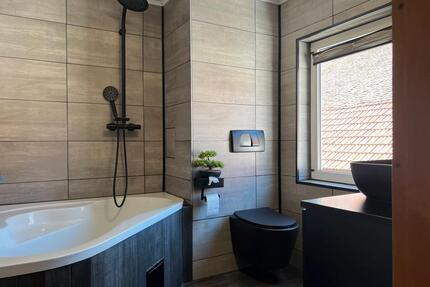 Helle 3-ZKB DG-Wohnung direkt am Schlosspark - Dirmstein