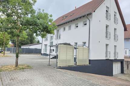Haus zum Kaufen in Hanhofen 870.000,00 € 210 m²