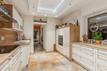 Haus zum Kaufen in Neukirchen-Vluyn 379.000,00 € 100 m²