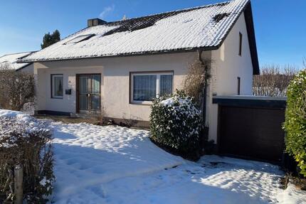 Geräumiges Einfamilienhaus mit 7 Zimmern in Olpe