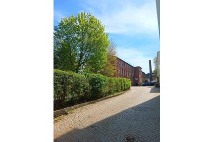 2 RWE mit Fitnessstudio im Haus - Görlitz Südstadt