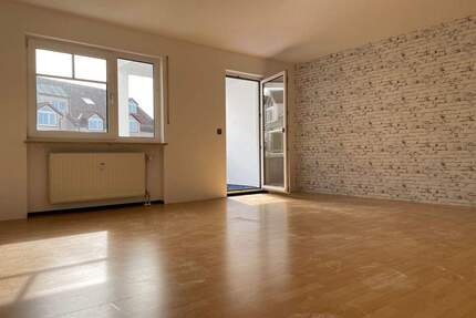 3 Zimmer-ETW im Birkengraben + überdachter Balkon + Stellplatz + Kellerabteil - Bamberg