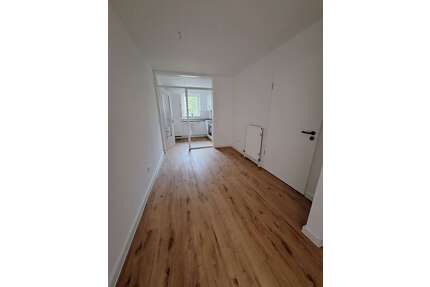 Wohnung zum Mieten in Hannover 971,82 € 90.15 m²