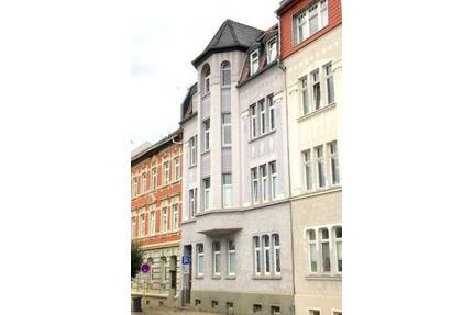 Lichtdurchflutete 4-Raumwohnung im Dachgeschoss mit Balkon und Gartennutzung - Nordhausen