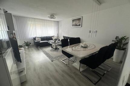 4 Zimmer Wohnung in Vaihingen - 350.000,00&nbsp;EUR Kaufpreis, ca.&nbsp; 92,00&nbsp;m&sup2; in Vaihingen an der Enz (PLZ: 71665)