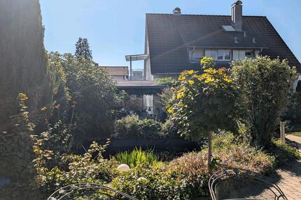 Dachwohnung - 1.000,00&nbsp;EUR Kaltmiete, ca.&nbsp; 85,00&nbsp;m&sup2; in Bad Säckingen (PLZ: 79713)