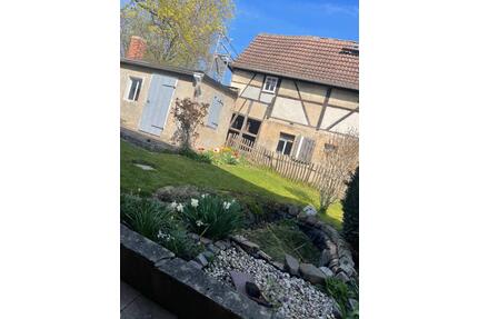 Einfamilienhaus mit großem Garten zum Verkauf - Rositz