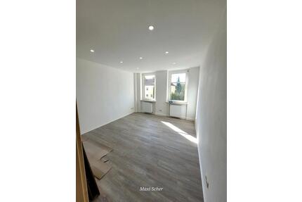 Schöne helle 2 Raumwohnung - 550,00&nbsp;EUR Kaltmiete, ca.&nbsp; 45,00&nbsp;m&sup2; in Elsterwerda (PLZ: 04910)