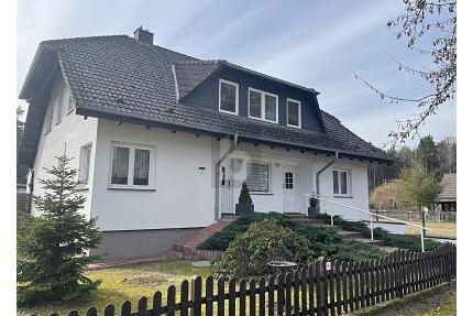 TOLLES, GROßES HAUS MIT EINLIEGERWOHNUNG - Himmelpfort