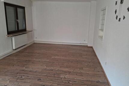 Mietwohnung - 870,00&nbsp;EUR Kaltmiete, ca.&nbsp; 90,00&nbsp;m&sup2; in Völklingen (PLZ: 66333)