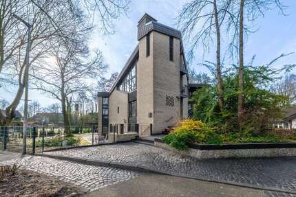 Haus zum Kaufen in Ibbenbüren 499.000,00 € 283.91 m²