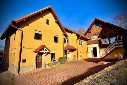 Haus zum Kaufen in Ermershausen 249.000,00 € 270 m²