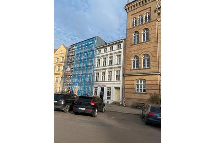 Wohn-und Geschäftshaus zu verkaufen. - Stralsund