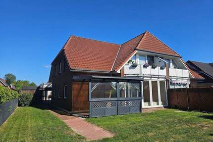 Schöne 3 Zimmer-Erdgeschosswohnung mit Terrasse und Garten - Hohenwestedt