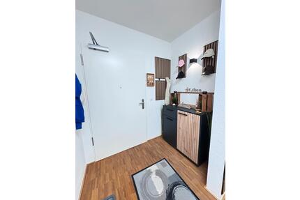 3 Zimmer Wohnung inkl. Garten und Einbauküche und 2 Garagenplätze - Rödermark