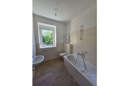 Wohnung zum Mieten in Bitterfeld 547,15 € 64.37 m²