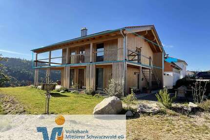 Wohnung zum Kaufen in Triberg 375.000,00 € 99.64 m²