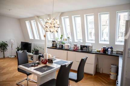 Wohnung zum Kaufen in Wiesbaden 580.000,00 € 148 m²