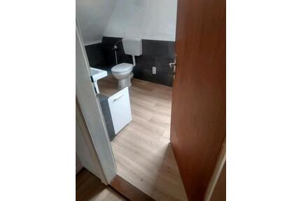 2 Zimmerwohnung, Küche + Bad ca.77m² - Neuental