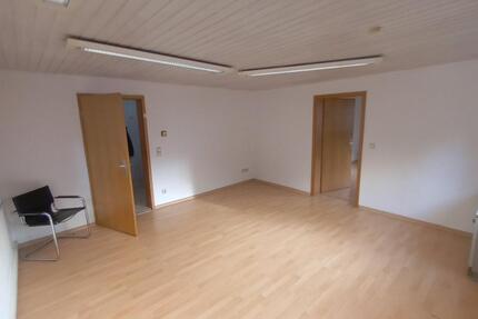 Bürofläche mit 3 Büros Altbau ebenerdig in Aidlingen