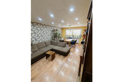 Moderne 4-Zimmer-Wohnung in Köln Longerich - 390.000 € VB