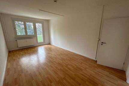 Nachmieter gesucht für 2-Zimmer-Wohnung mit Balkon! - Aschersleben