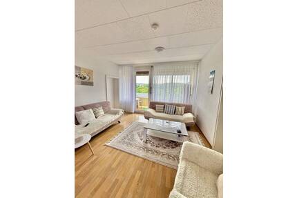 Attraktive 3-Zimmer-Wohnung mit Balkon und Stellplatz zu vermieten - Waldshut-Tiengen