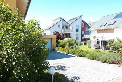 Verkaufe 4-Raum-DG-Wohnung mit 2 Balkonen und EBK in Mössingen