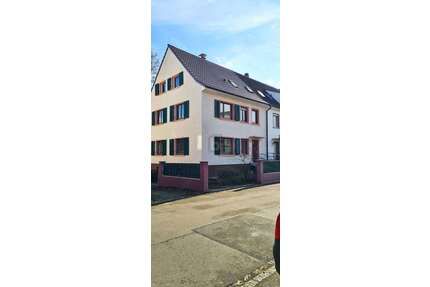 Haus zum Mieten in Weil am Rhein 2.200,00 € 151 m²