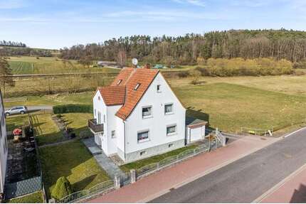 Haus zum Kaufen in Grünberg 289.000,00 € 116.67 m²
