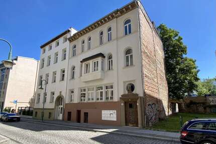 Wohnung zum Mieten in Halle 496,00 € 60.27 m²