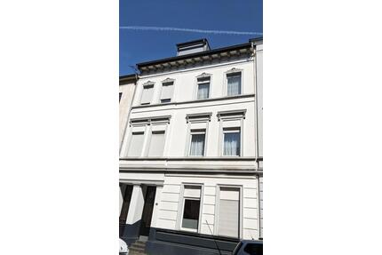 Helle 3-Zimmer-Wohnung mit Balkon und Gäste-WC - Krefeld Cracau