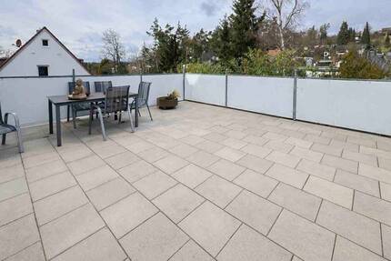 Maisonettewohnung mit großer Terrasse, 2 Bädern & Gestaltungspotenzial - Bubenreuth