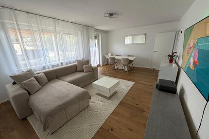 Wunderschöne EG-Wohnung - 620,00&nbsp;EUR Kaltmiete, ca.&nbsp; 81,00&nbsp;m&sup2; in Roßbach (PLZ: 94439)