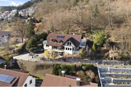 Haus zum Kaufen in Schönau im Schwarzwald 850.000,00 € 377.4 m²