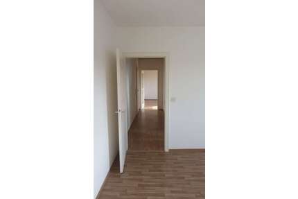 Wohnung zum Mieten in Waldershof 287,50 € 51.34 m²