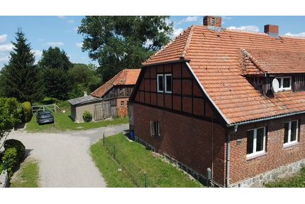 Haus zum Kaufen in Uckerland 75.000,00 € 110 m²