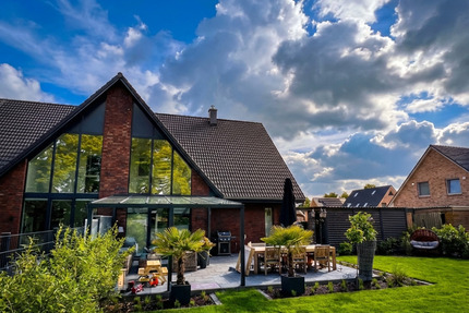 WIE NEU - Traumhaus in Barum - - 574.500,00&nbsp;EUR Kaufpreis, ca.&nbsp; 147,90&nbsp;m&sup2;&nbsp;Wohnfl&auml;che in Barum (PLZ: 21357)