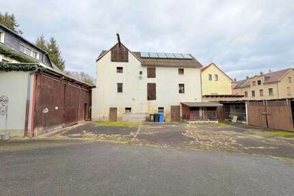 Haus zum Kaufen in Crimmitschau 199.000,00 € 573 m²