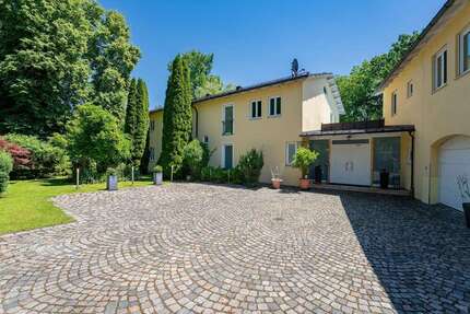 Haus zum Kaufen in Kolbermoor 2.980.000,00 € 425 m²