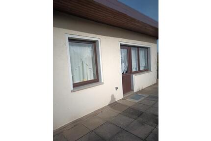 Pachtgarten mit Rasenmäher im Lottetal - Weimar Ehringsdorf