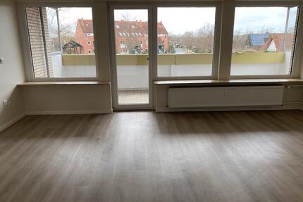 Provisionsfrei,renovierte 4-Zimmer-Wohnung+ Tiefgarage, Davensted - Hannover Ahlem-Badenstedt-Davenstedt