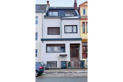 Mehrparteienhaus in zentraler Lage in Bremen Gröpelingen