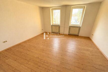 Frisch renovierte & helle 2-Zimmer-Wohnung in zentraler Lage mit Balkon - Schweinfurt Gartenstadt