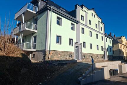 Luxuriöser Erstbezug: 5-Zimmer-Wohnung mit Terrasse - Reichenbach im Vogtland Obermylau