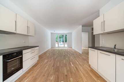 Haus zum Mieten in Beelitz 1.840,00 € 146.93 m²