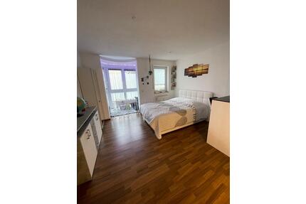 Modernes 1 Zimmer Apartment -- frisch renoviert und hochwertig eingerichtet ** Wintergarten + TG Stellplatz* Lift - Weiden in der Oberpfalz