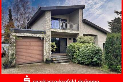 freistehendes Einfamilienhaus mit Einliegerwohnung und Garage - Krefeld Traar