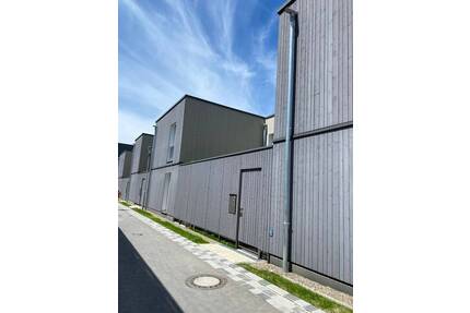 Schönes Eckreihenhaus im Neubaugebiet Auwiesen - Wangen